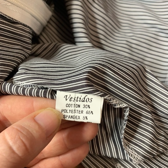 Vestidos Pinstripe Ruffle Wrap Mini Skirt - Size Small - Black & White - Picture 3 of 6